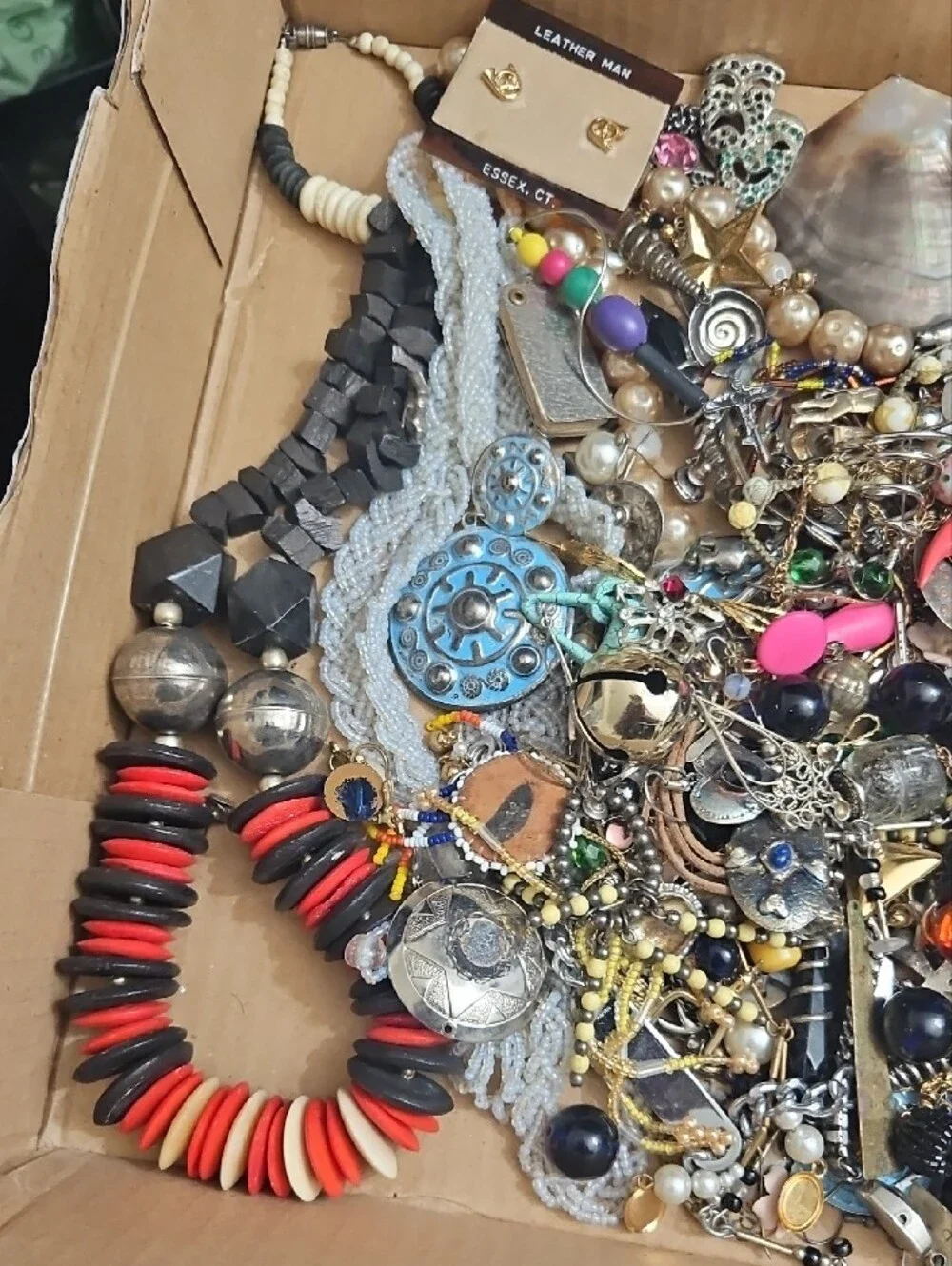 Bundola sorted jewelry for jewelry making over two pounds